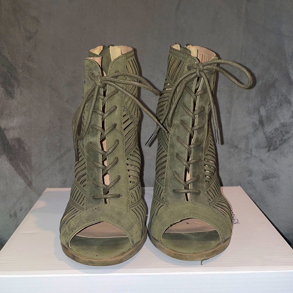 Mix No. 6 Army Green Open Toe Booties - size 6.5